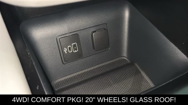 New 2026 Carbonized Gray Metallic Ford Active image 18