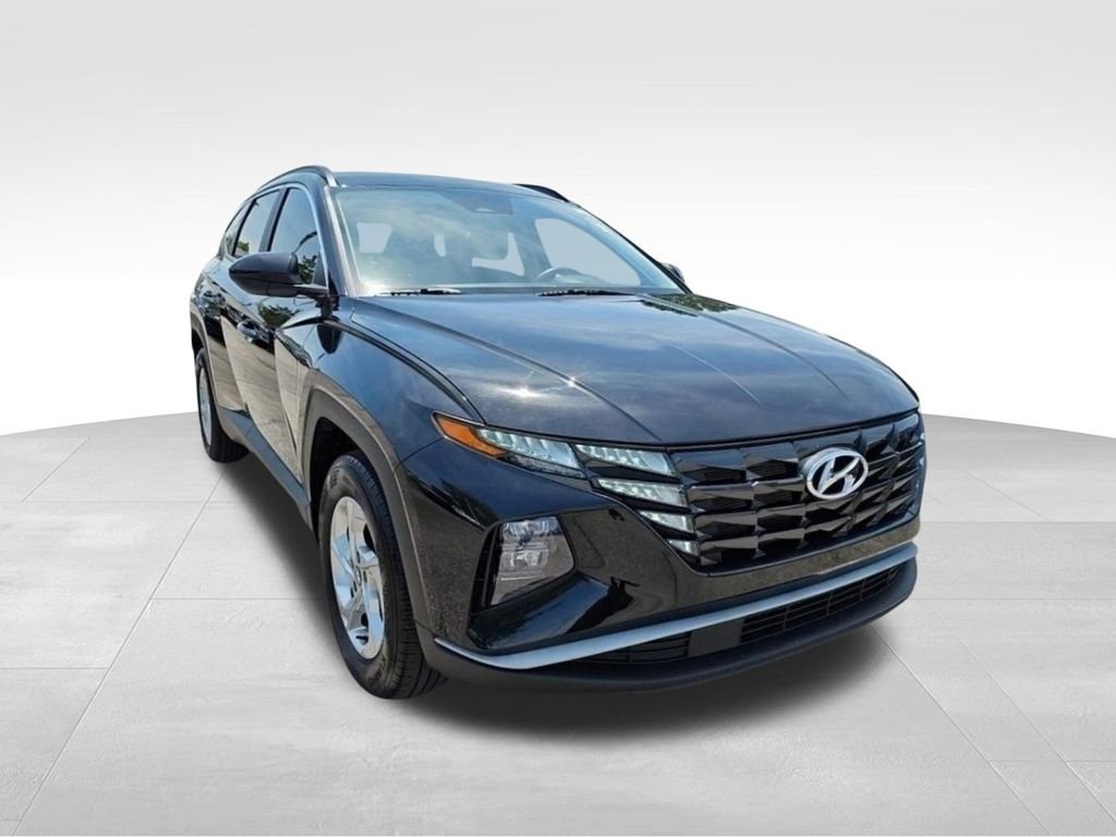 Used 2024 Black Hyundai SEL image 7