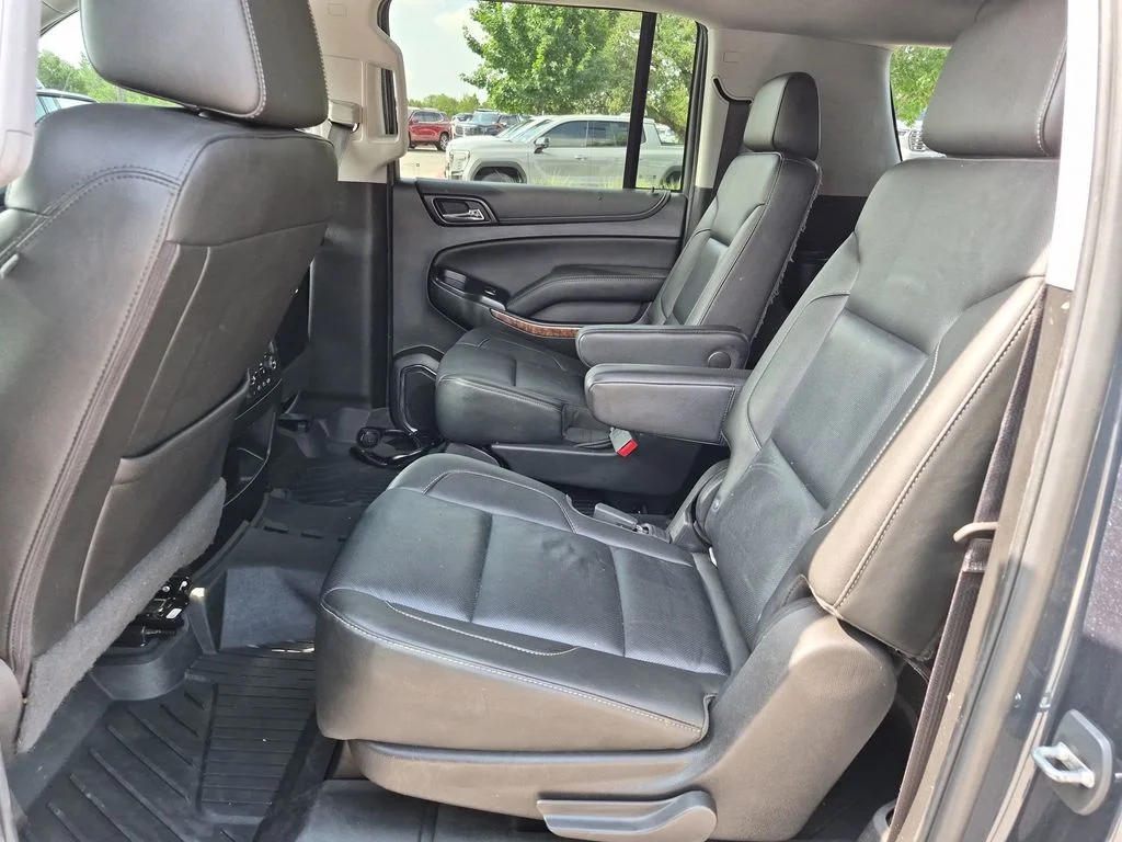 Used 2019 Gray Chevrolet Premier image 38