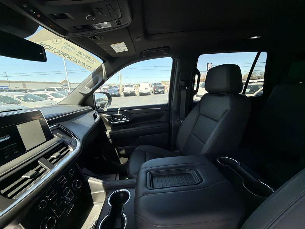 Used 2024 Black Chevrolet Z71 image 11