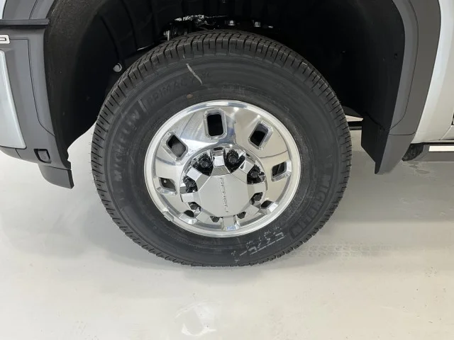 2026 GMC Sierra 3500HD Denali - Photo 11