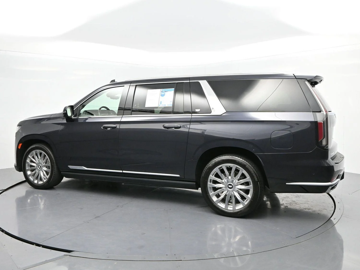 Used 2024 Galactic Gray Metallic Cadillac Premium Luxury Platinum image 5