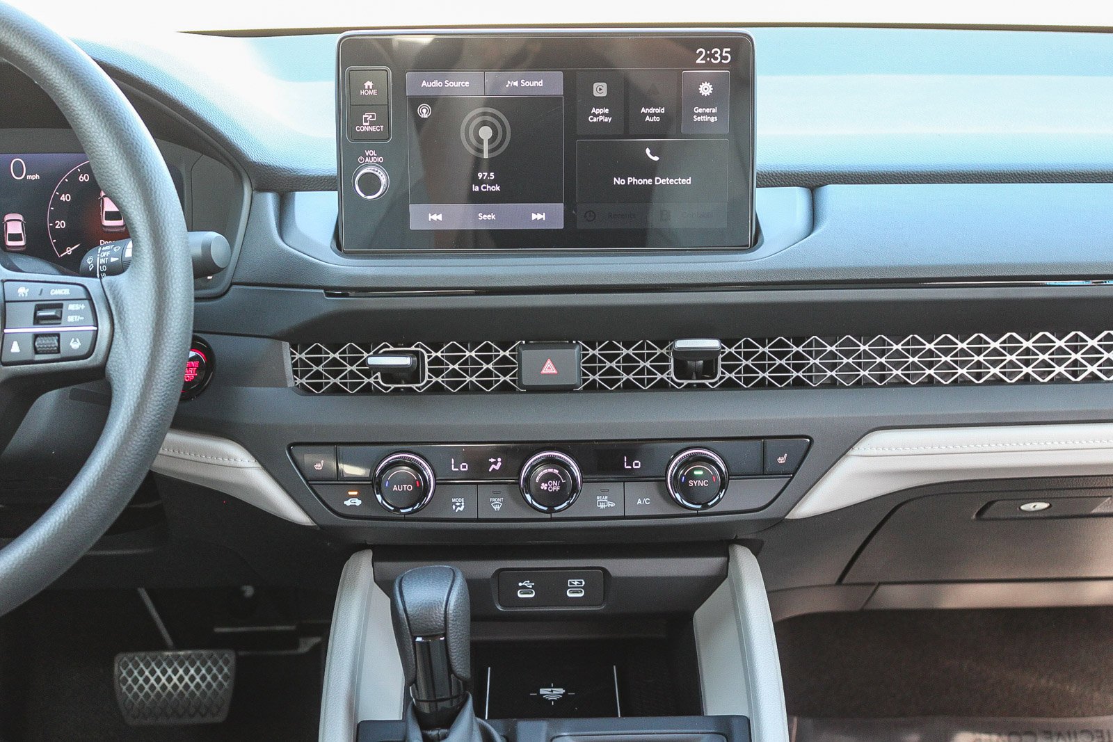 2026 Honda Accord SE - Photo 16