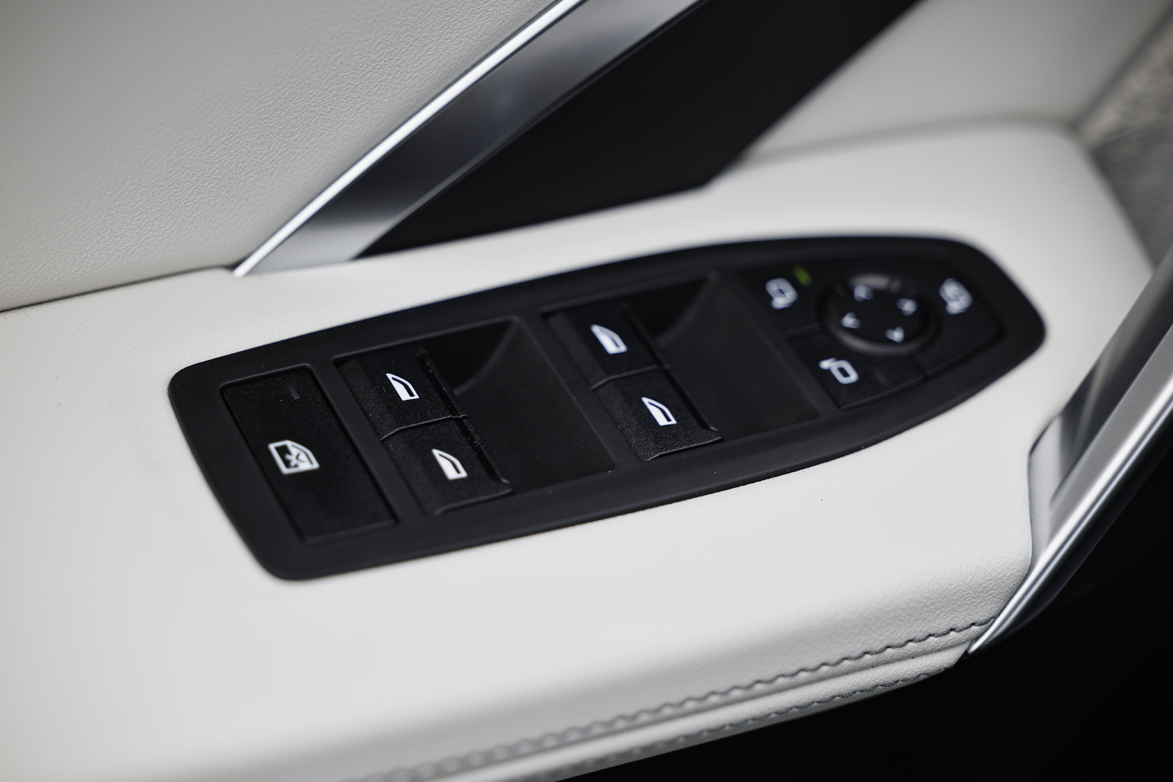 2026 BMW X1 XDrive28i - Photo 18