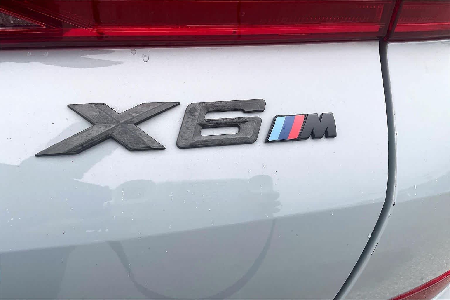 Used 2024 Brooklyn Grey Metallic BMW xDrive40i image 9