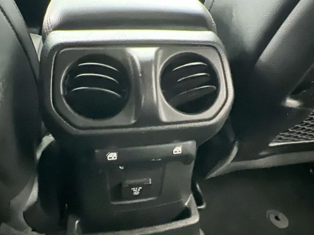 2022 Jeep Wrangler Unlimited Rubicon 392 - Photo 19