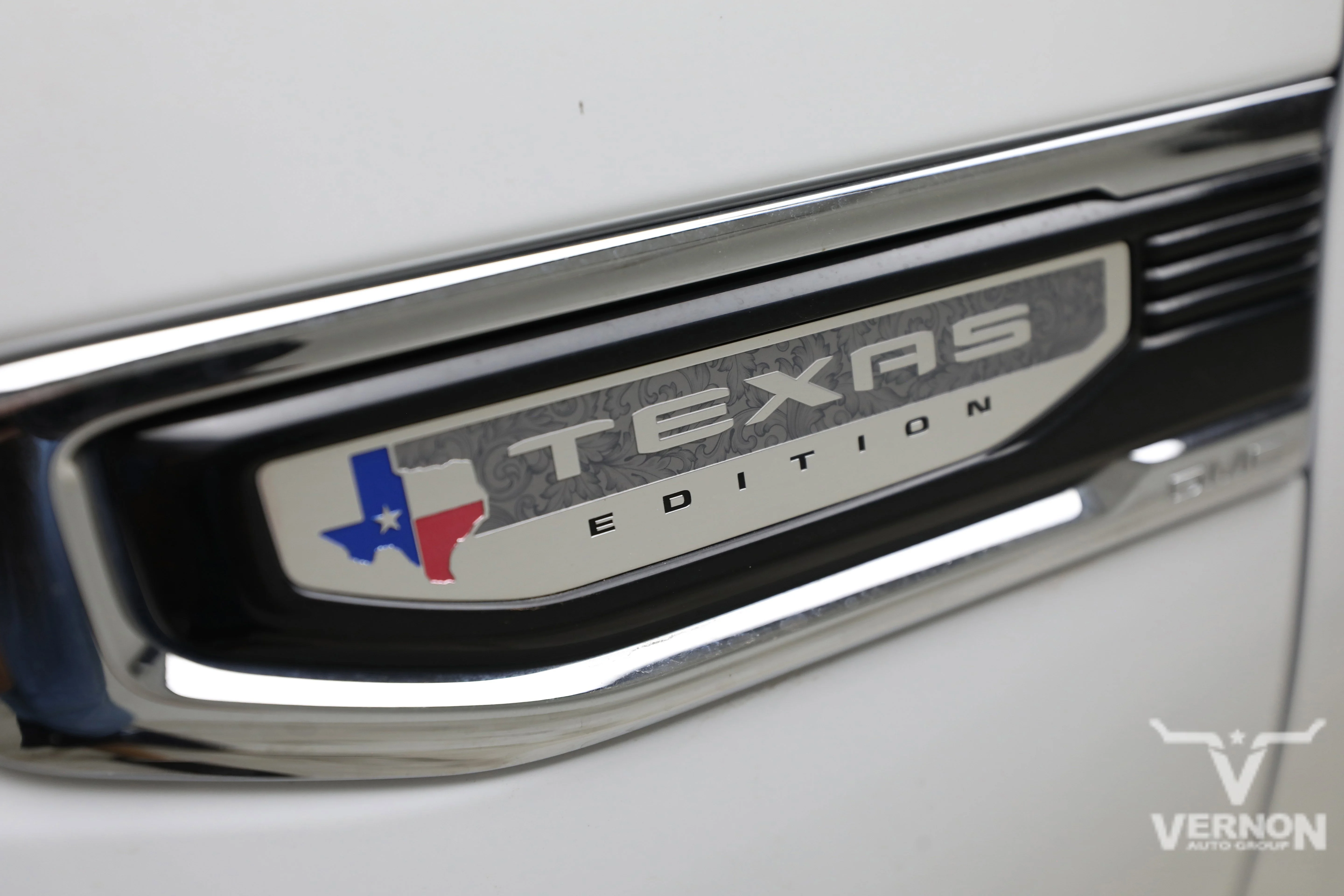 Pre-Owned 2020 GMC Sierra 1500 SLT Texas Edition Crew Cab 4x4 X31