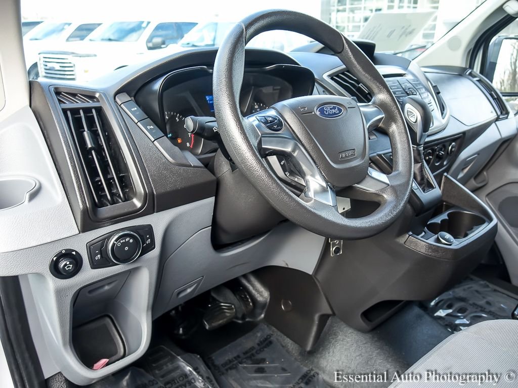 Used 2017 Oxford White Ford XLT Medium Roof image 11