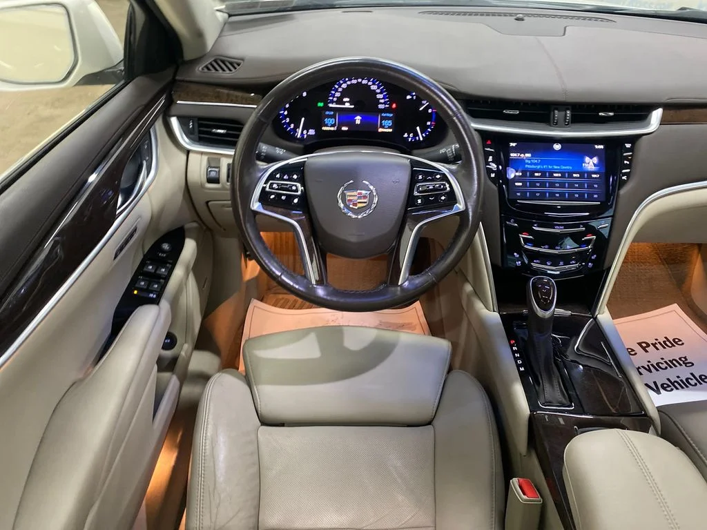 Used 2014 White Cadillac Luxury image 24