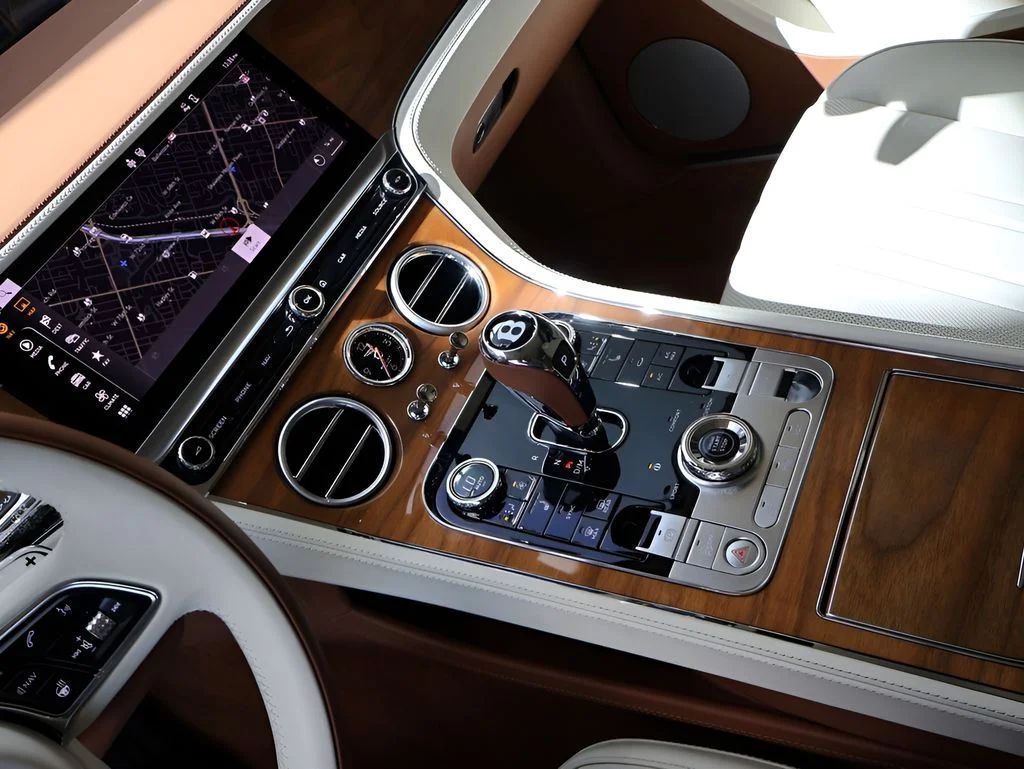 Used 2024 Onyx Metallic Bentley V8 image 21
