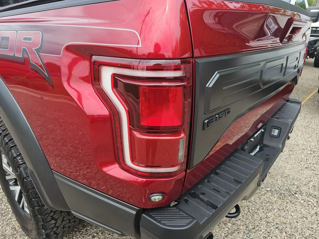 Used 2018 Red Ford Raptor image 32