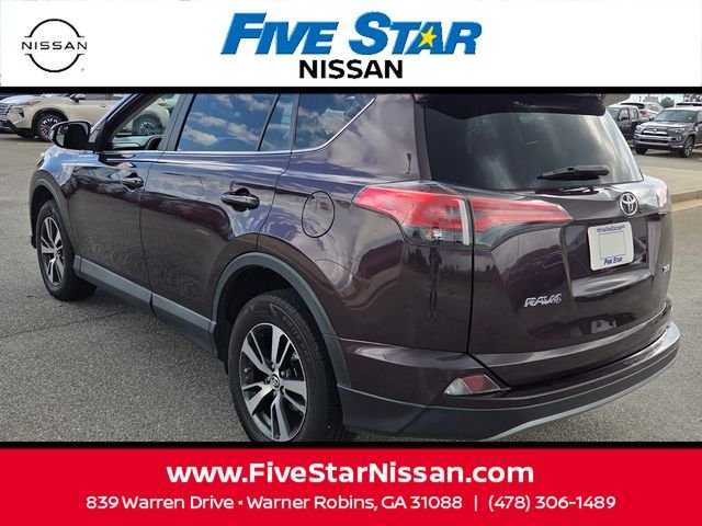 Used 2017 Black Toyota XLE image 10