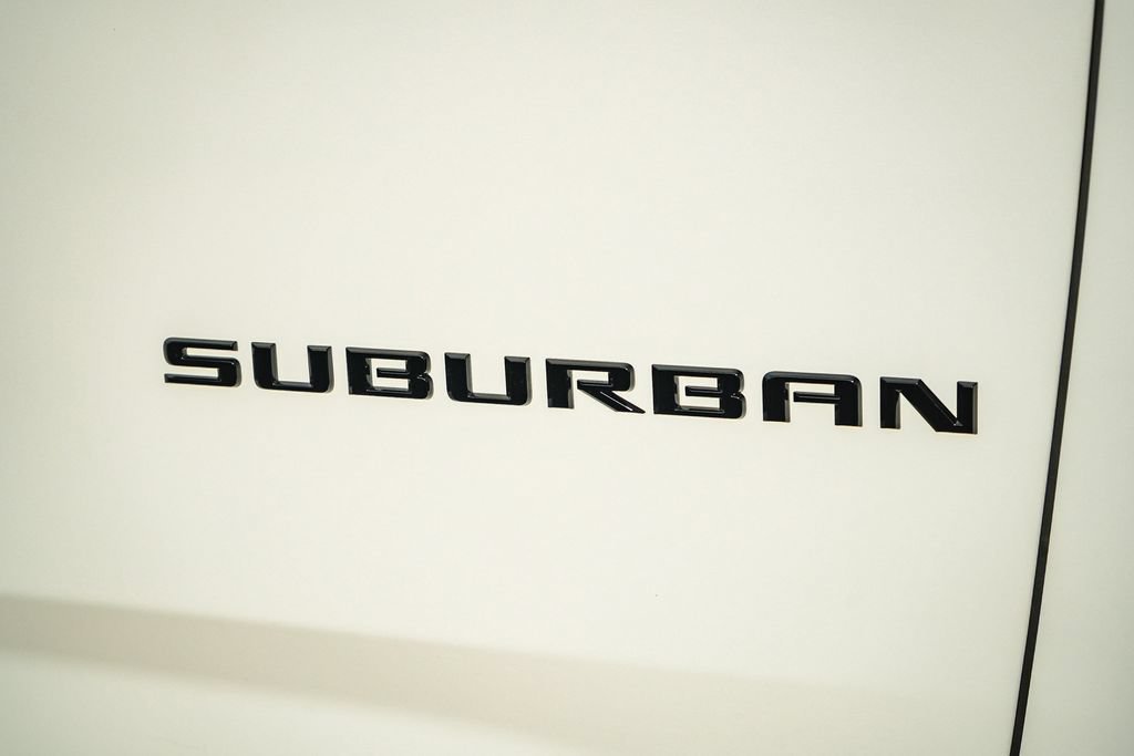 2026 Chevrolet Suburban LS - Photo 10
