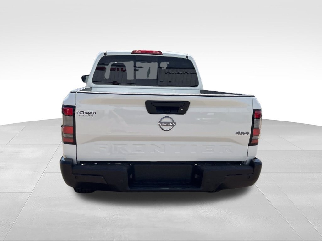 New 2027 White Nissan S image 4
