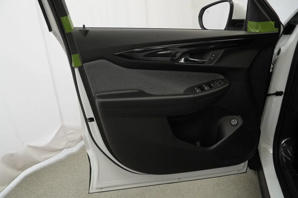 New 2026 Summit White Chevrolet LT image 23