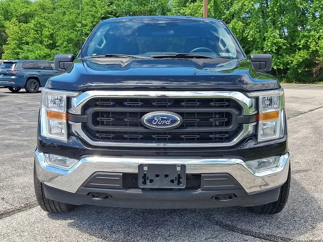 Used 2022  Ford XLT image 2