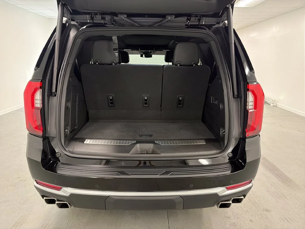 Used 2026 Onyx Black GMC Denali image 8