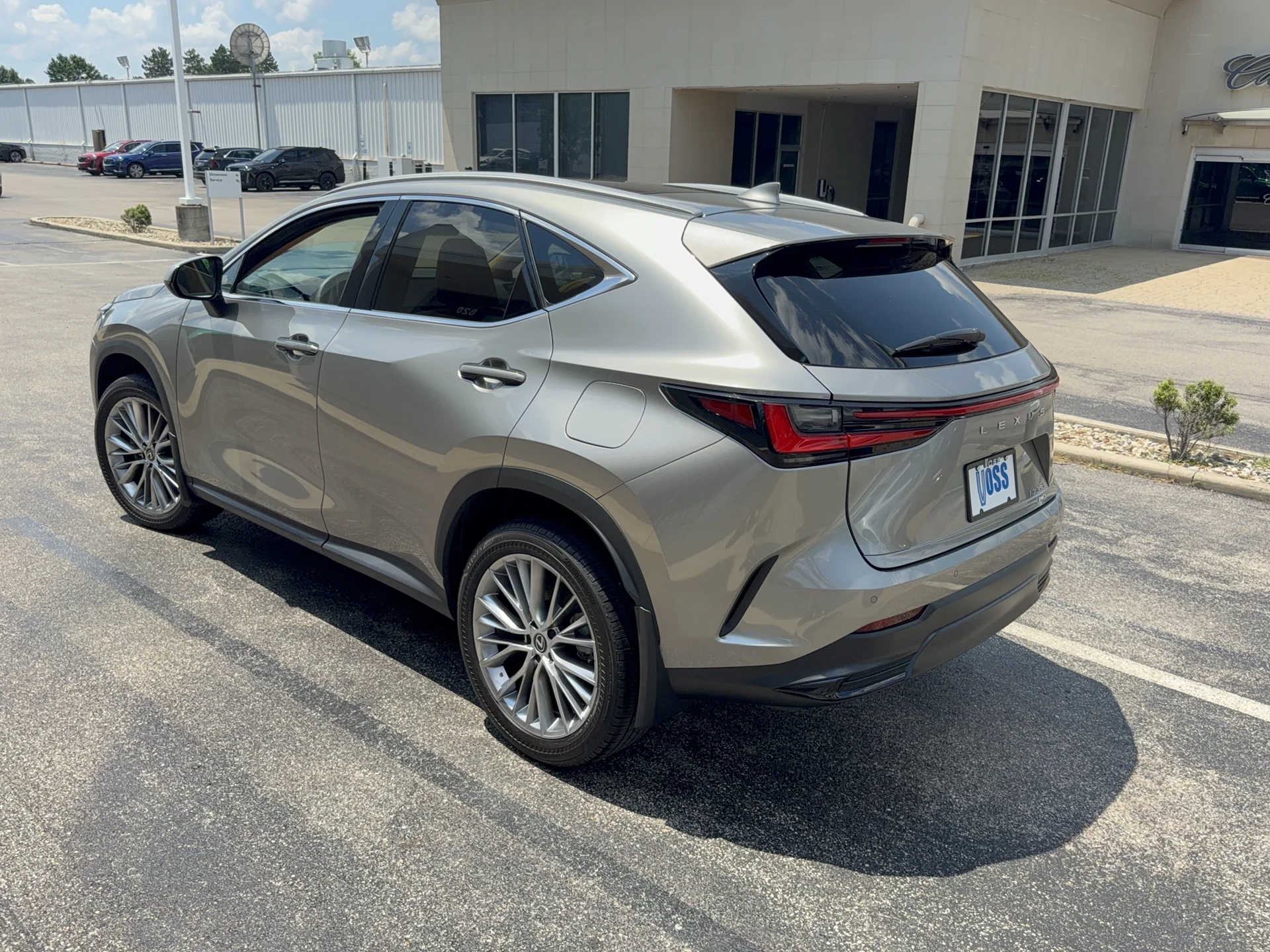 Used 2024 Atomic Silver Lexus Luxury image 6