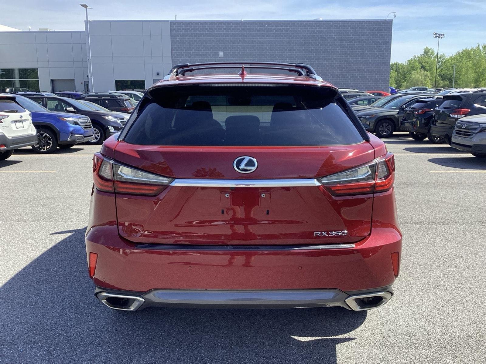 Used 2018 Matador Red Mica Lexus Base image 6