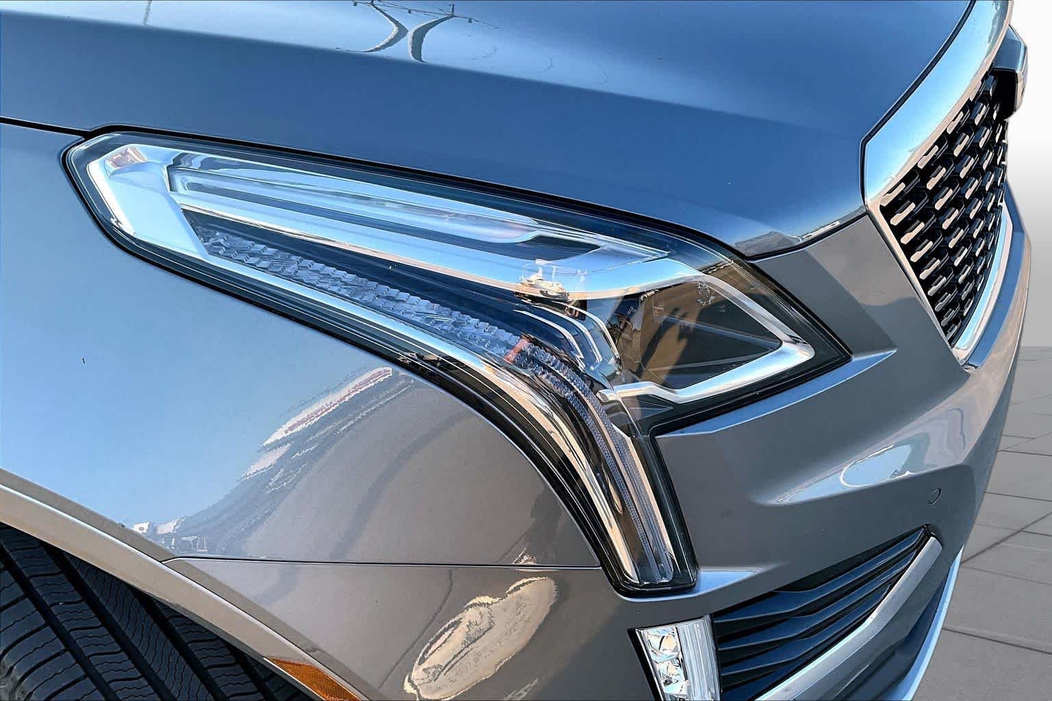 Used 2020 Satin Steel Metallic Cadillac Premium Luxury FWD image 27