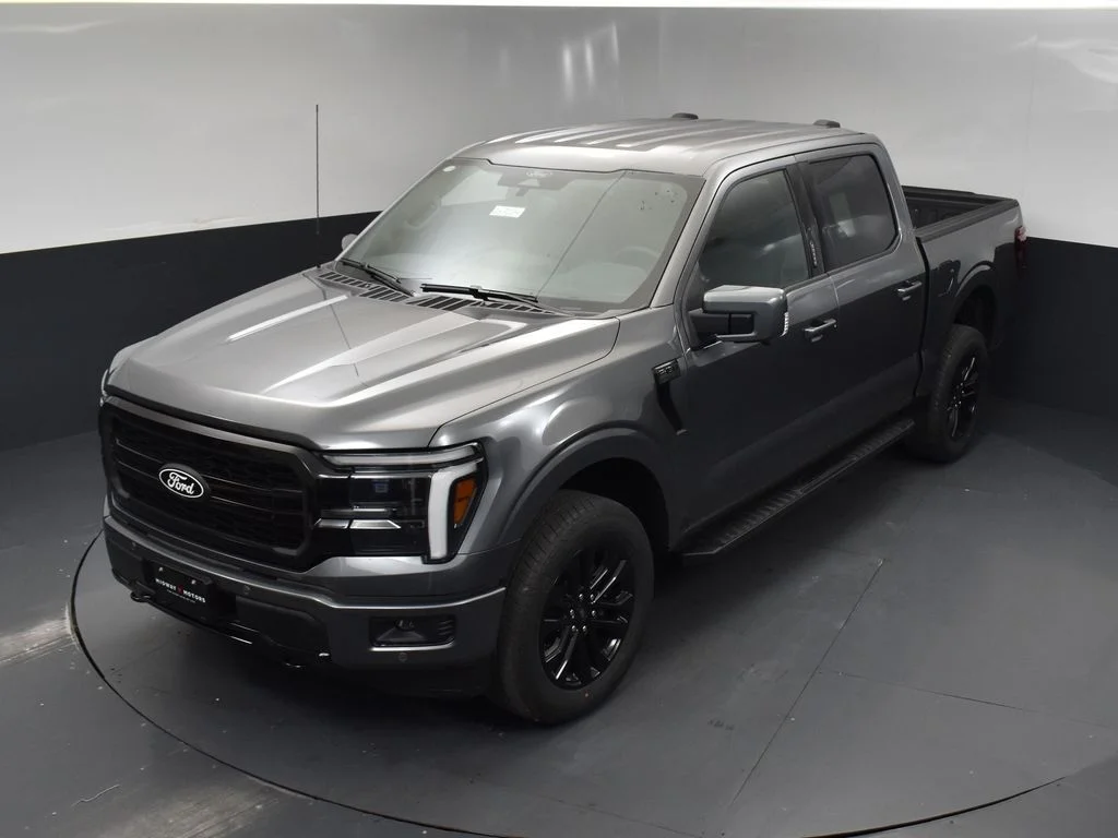 New 2026 Gray Ford Lariat image 41