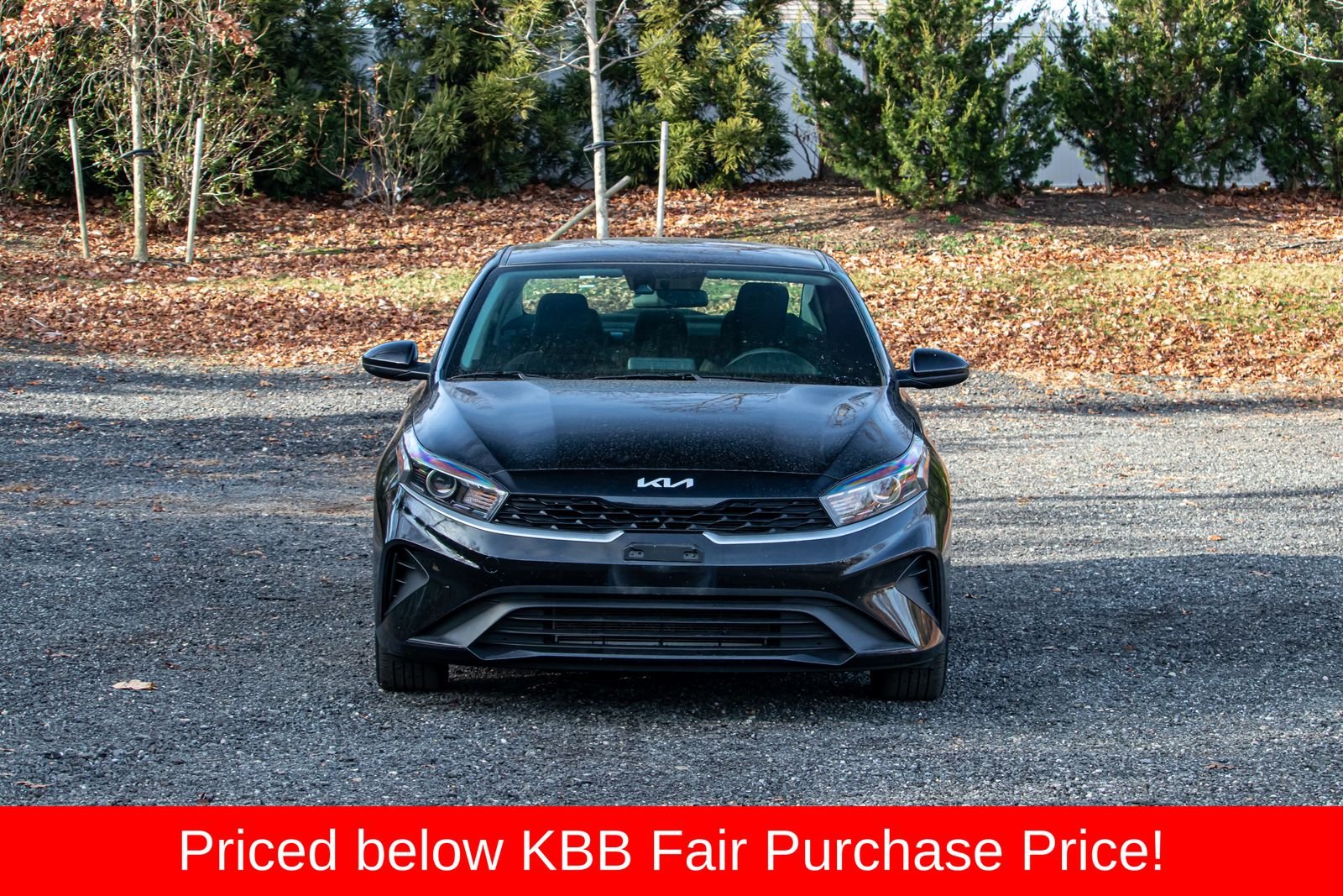 Used 2024 Kia Forte LXS with VIN 3KPF24AD5RE733789 for sale in Commack, NY