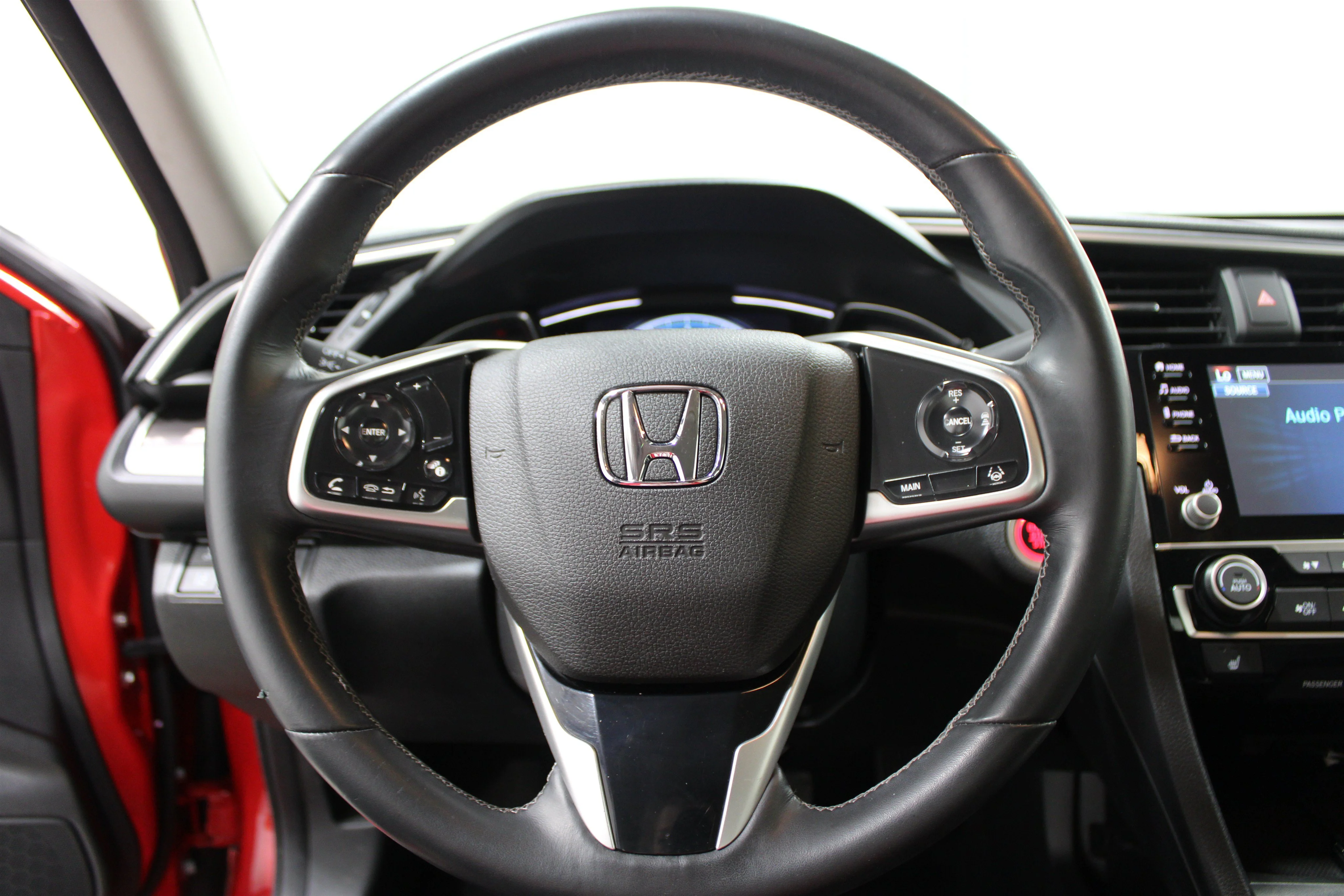 Used 2019 Red Honda EX-L image 9