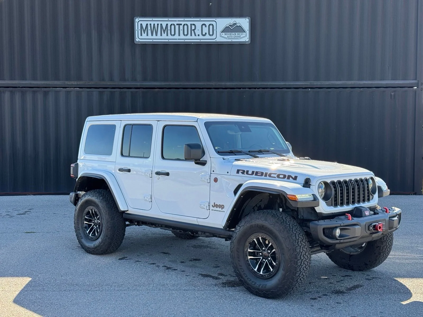 Used 2024 White Jeep Rubicon X image 1