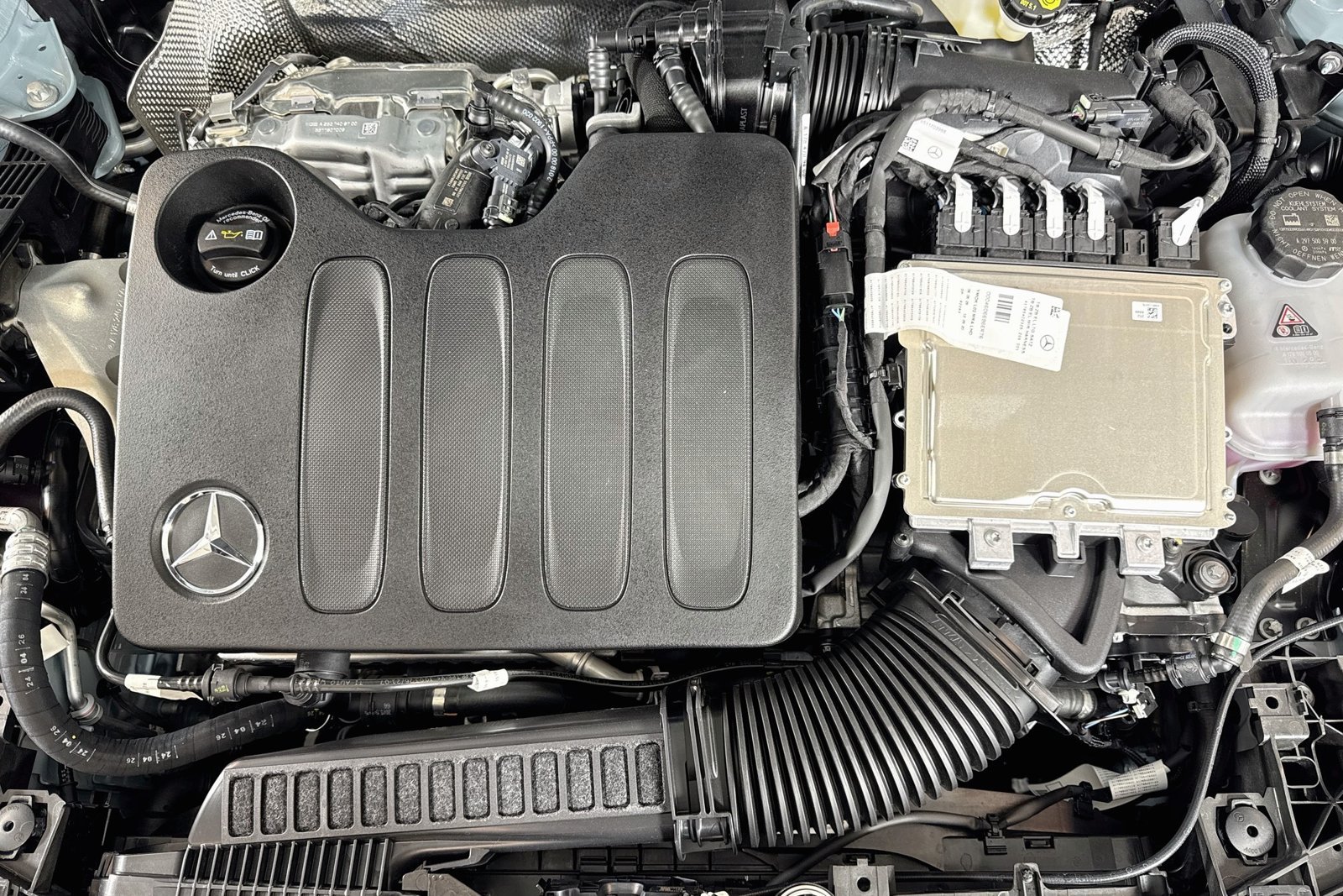 New 2027 Liquid Crystal Green Mercedes-Benz CLA 220 Hybrid image 27