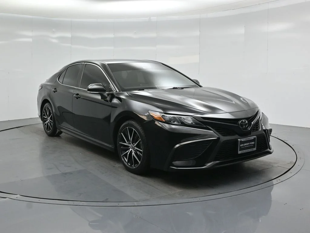Used 2022 Black Toyota SE image 56