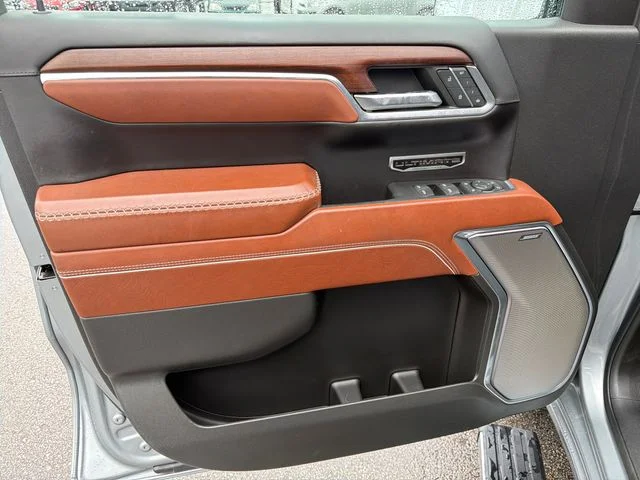 Used 2024 Silver GMC Denali Ultimate image 17