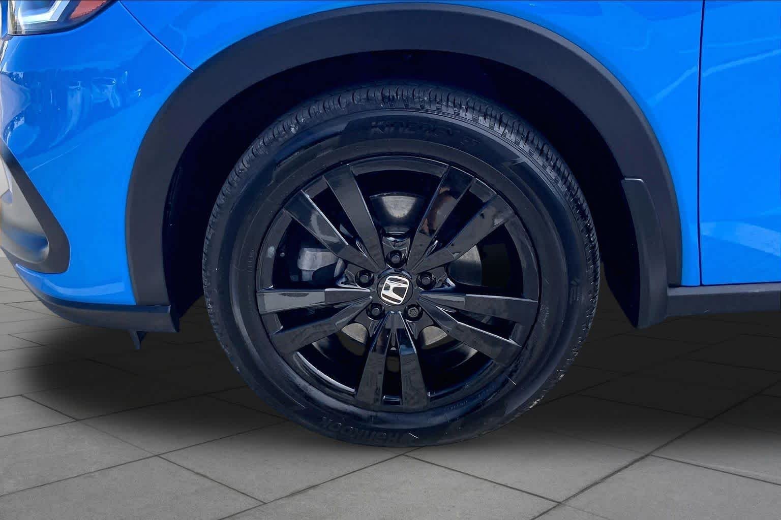 Used 2026 Boost Blue Pearl Honda Sport image 11