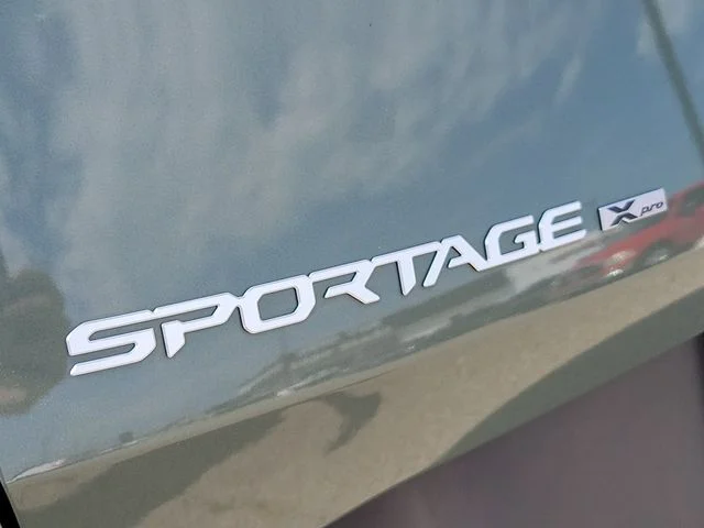 Used 2024 Green Kia X-Pro image 8