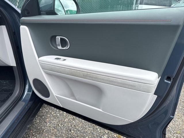Used 2023 Digital Teal Hyundai SEL image 8