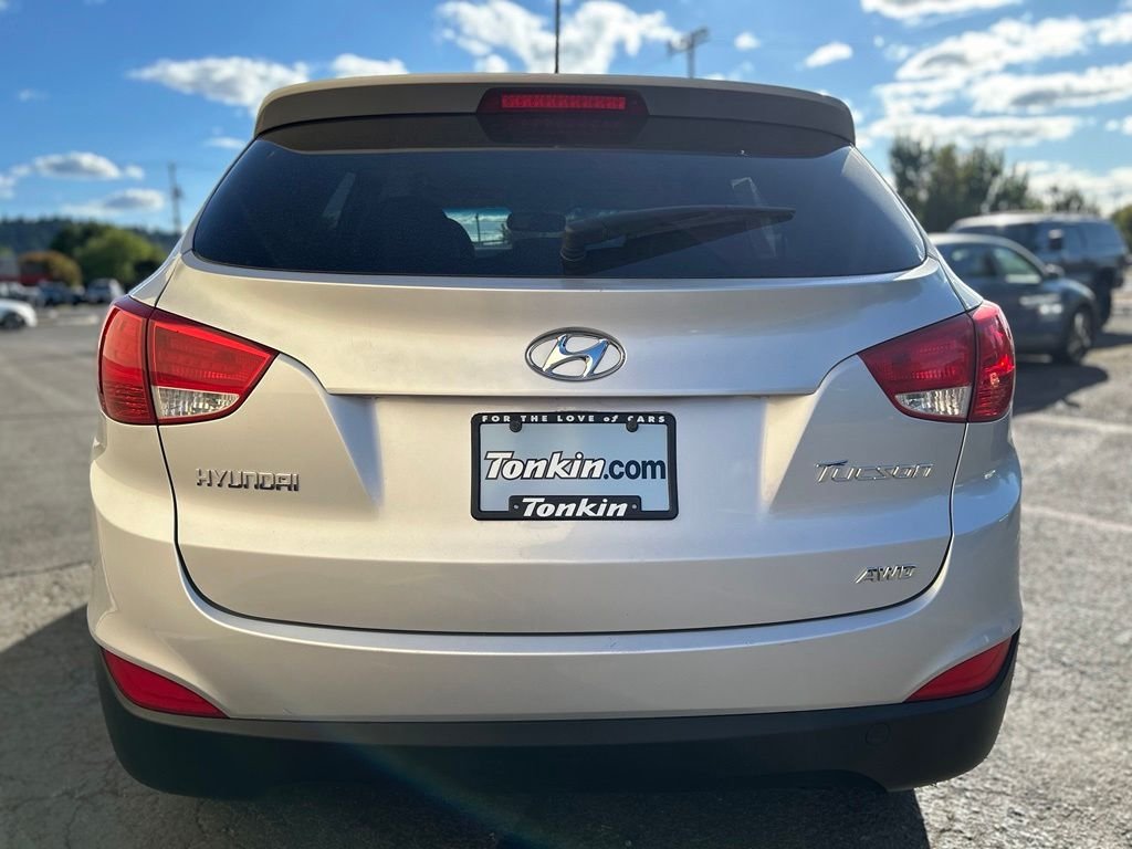 Used 2012 Diamond Silver Hyundai GLS image 7