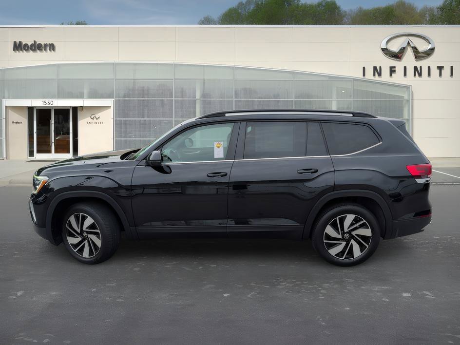 Used 2025 Deep Black Pearl Volkswagen 2.0T SE w/Technology image 6