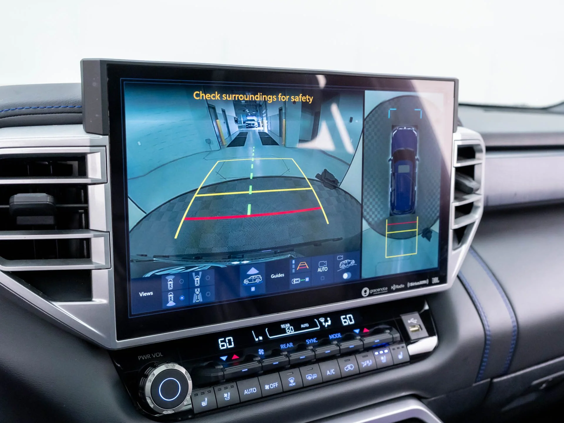 Used 2024  Toyota Platinum image 25