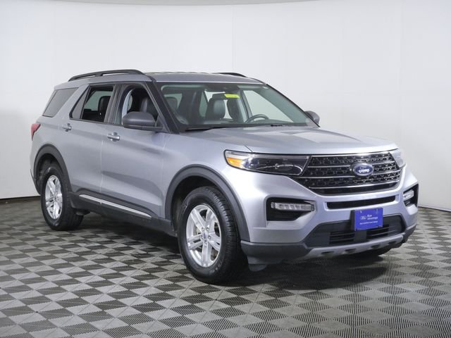Used 2022 Silver Ford XLT image 1