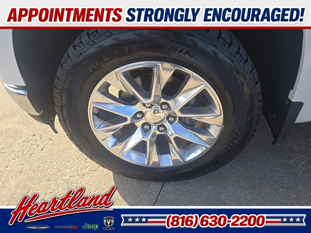 Used 2022 White Chevrolet LTZ image 35