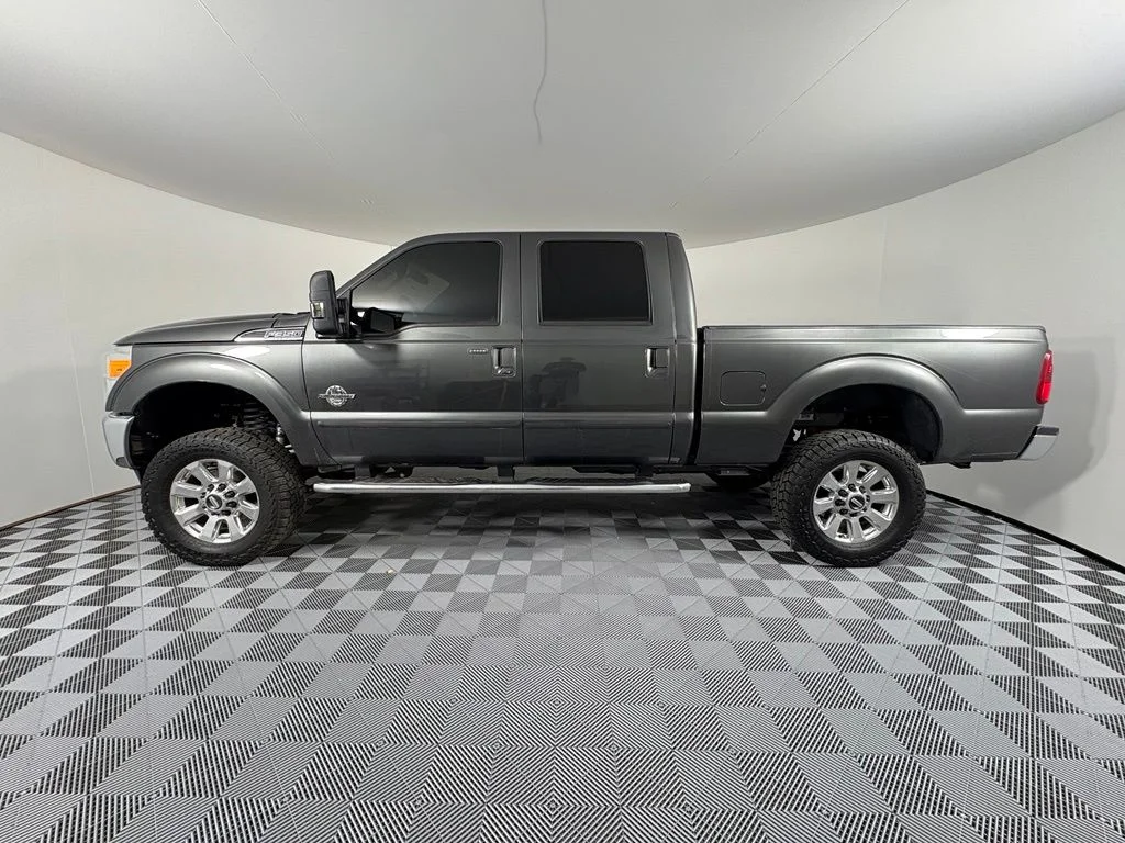 Used 2016 Gray Ford Lariat image 12