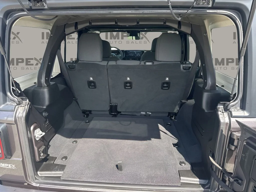 Used 2025 Gray Jeep Willys image 25