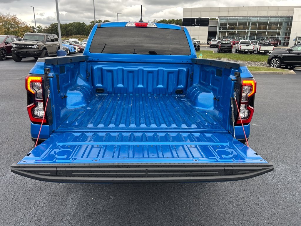 Used 2025 Blue Ford XLT image 9