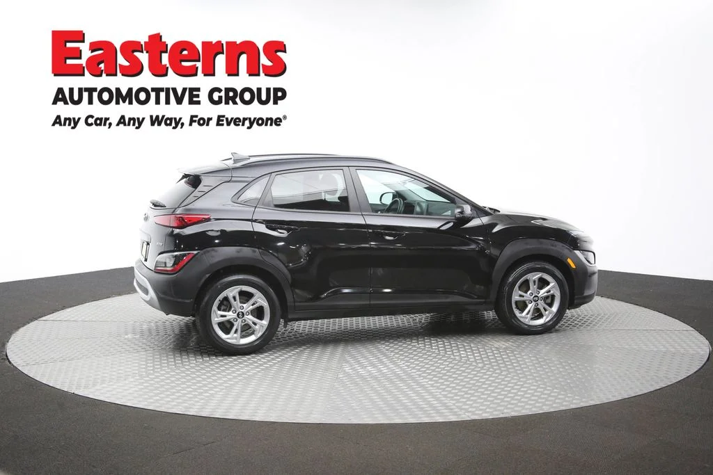 Used 2022 Black Hyundai SEL image 44