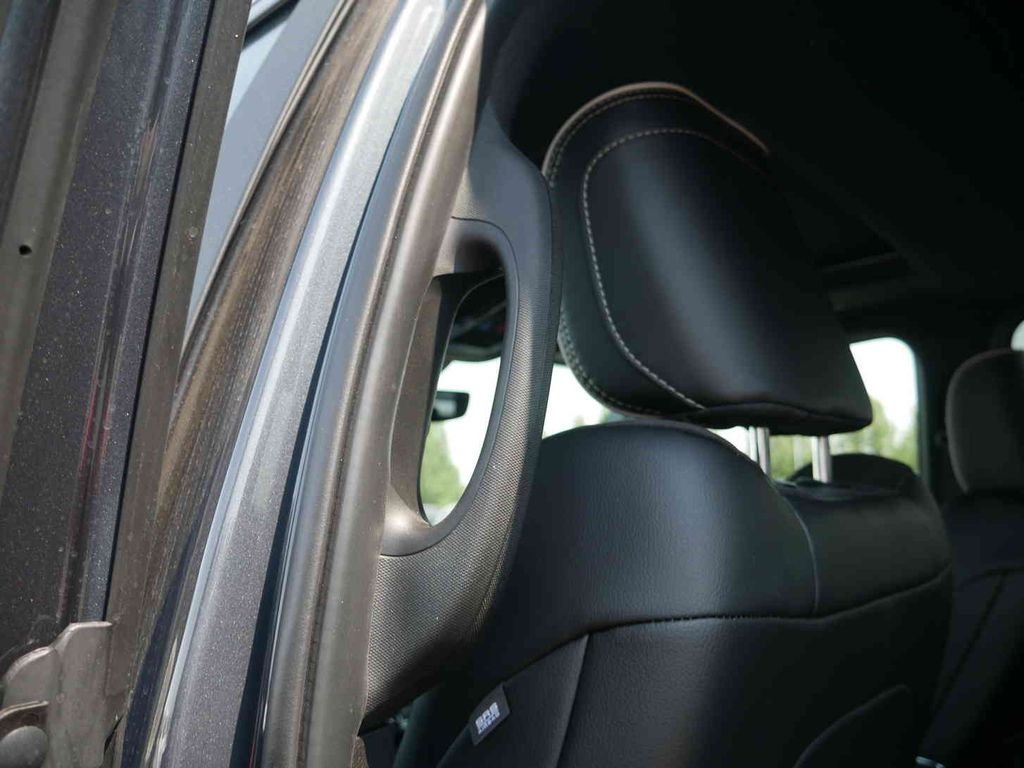 New 2026 Forged Blue Metallic Exterior Paint RAM LARAMIE image 21