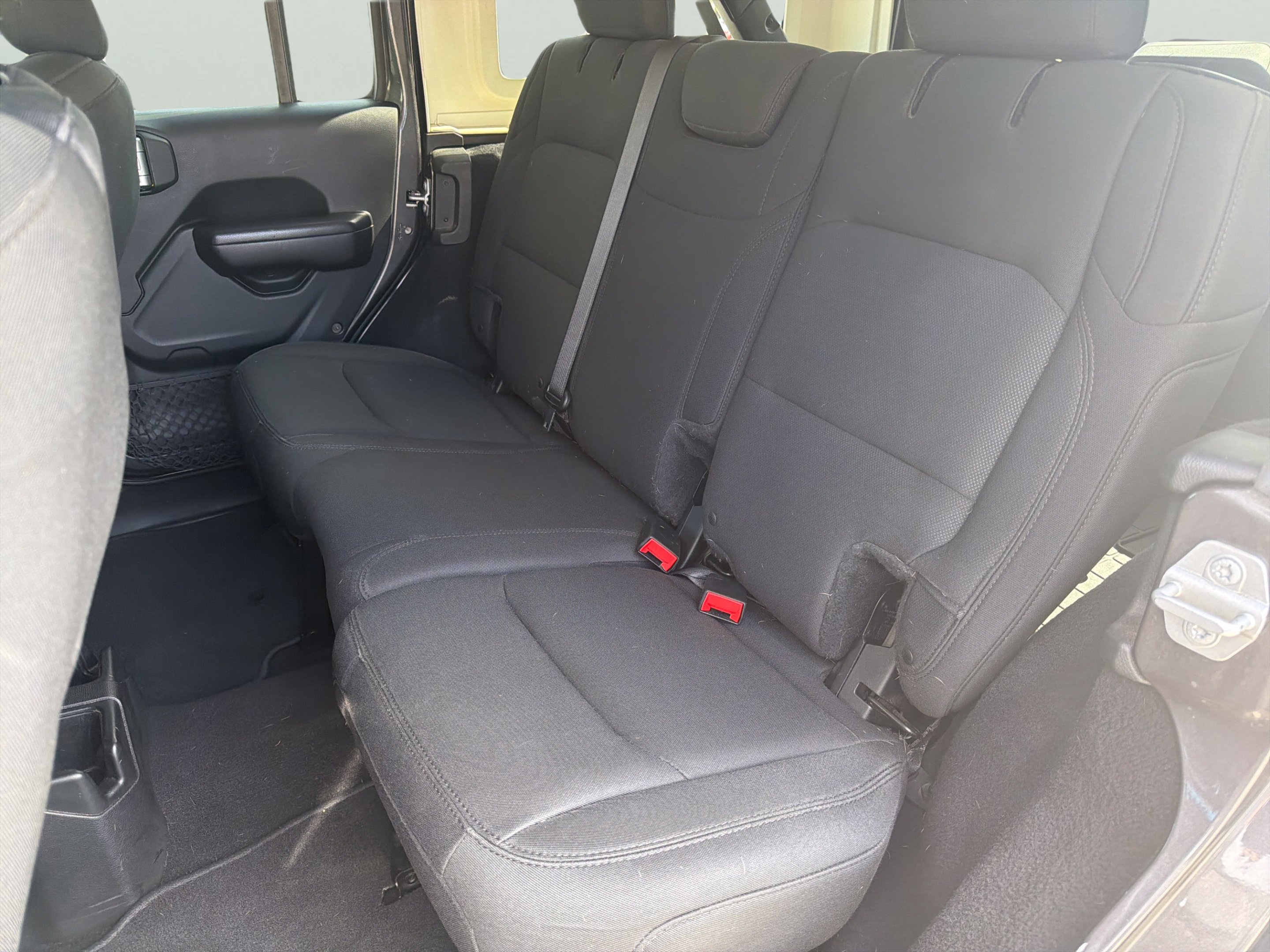 Used 2018 Granite Crystal Metallic Clearcoat Jeep Sport S image 20