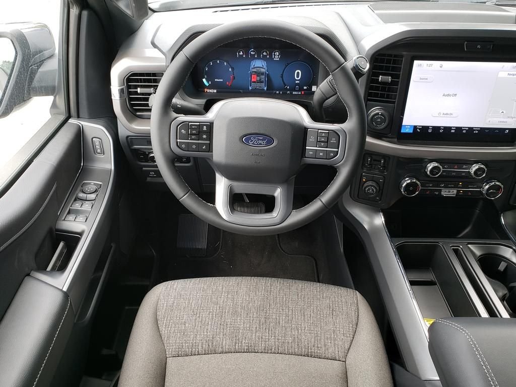 New 2026 Agate Black Metallic Ford XLT image 16