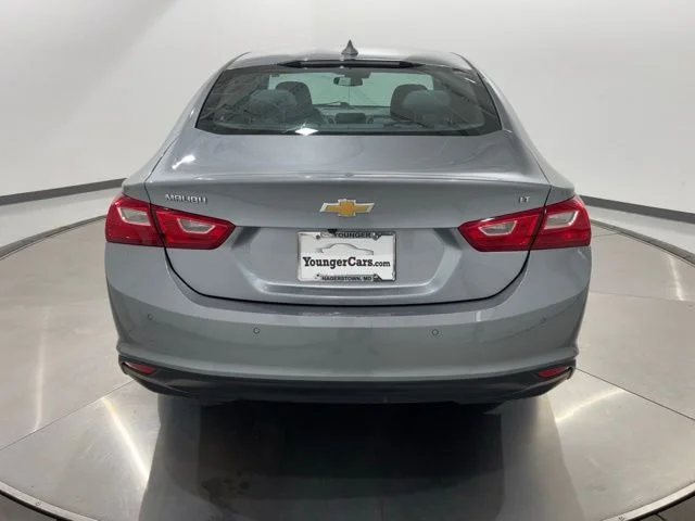 Used 2025 Gray Chevrolet LT image 4