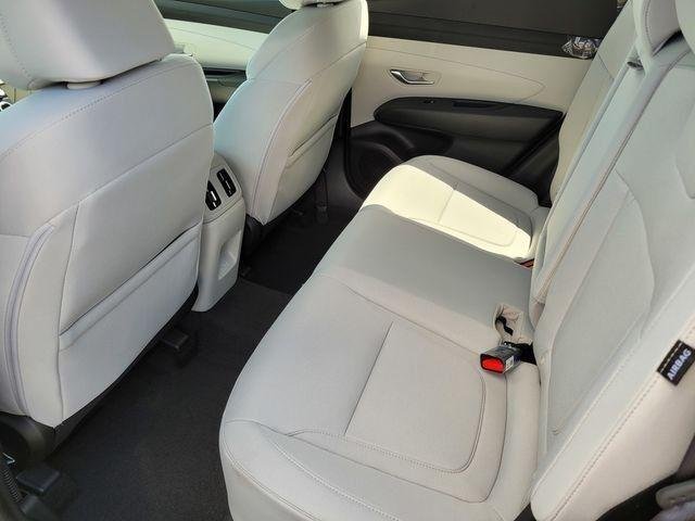 New 2026 White Hyundai SEL AWD image 37