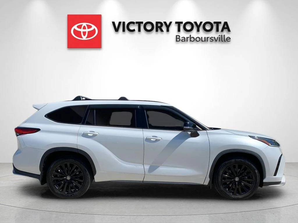 Used 2023 Beige Toyota XSE image 6