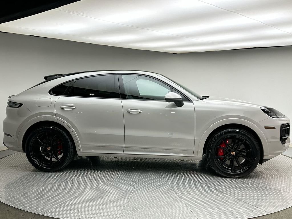 Used 2025  Porsche S image 14